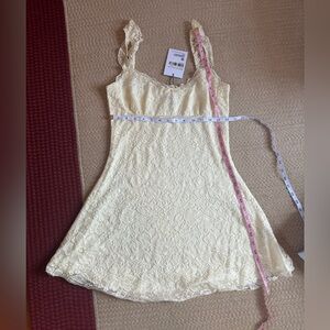 NWT Princess Polly dress Beacall Mini Dress Lemon size 8